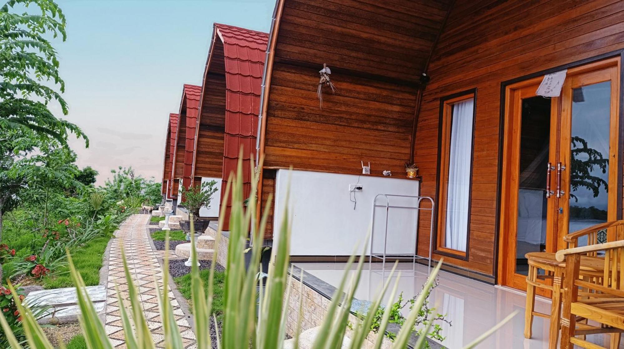 Kubuhill Sunset Bungalow Toyapakeh Exterior photo